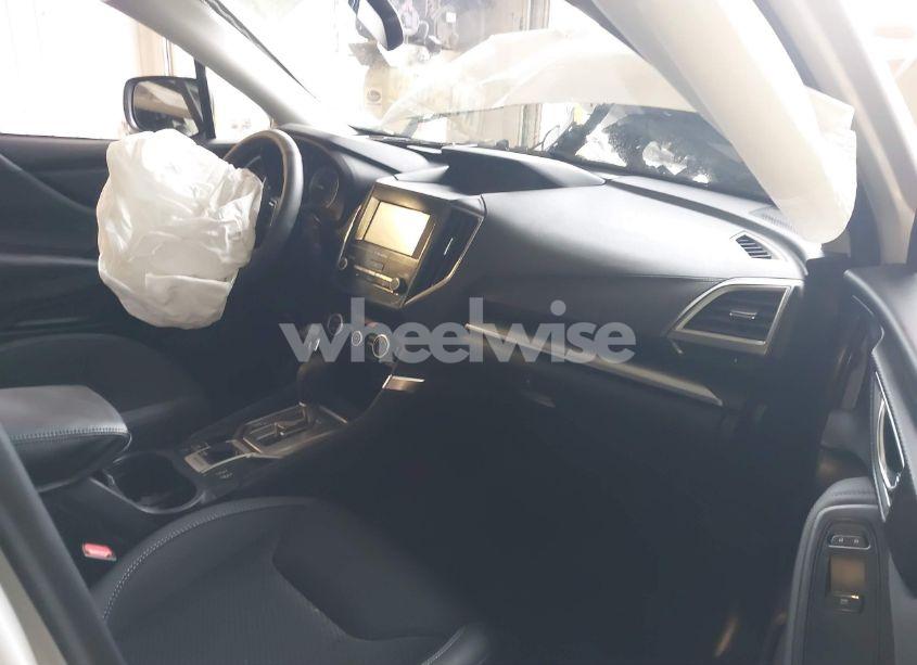 Photo 5 of 2024 Subaru Forester PREMIUM (VIN JF2SKADC5RH491467)