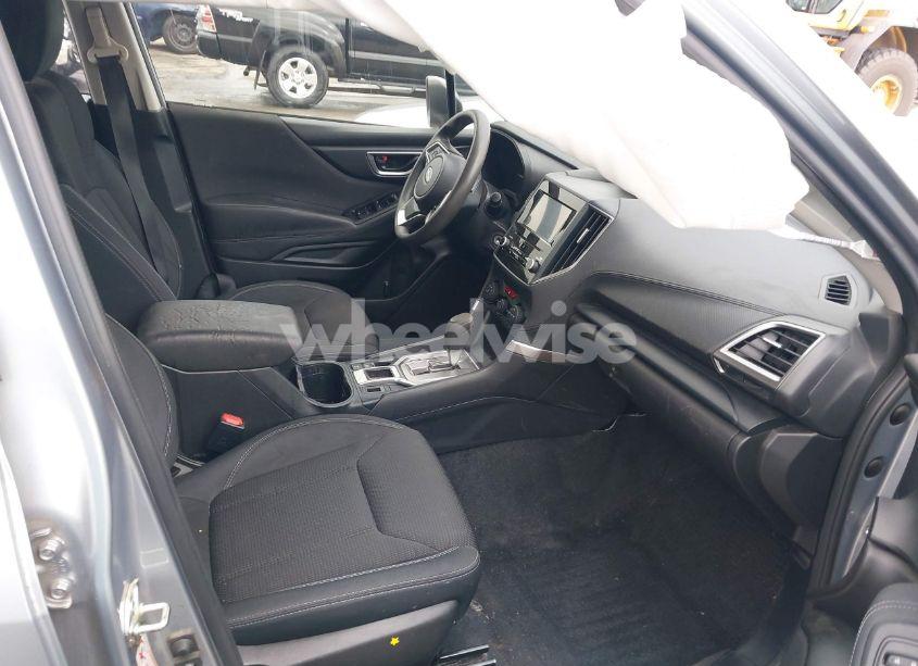 Photo 5 of 2020 Subaru Forester (VIN JF2SKADC6LH510163)