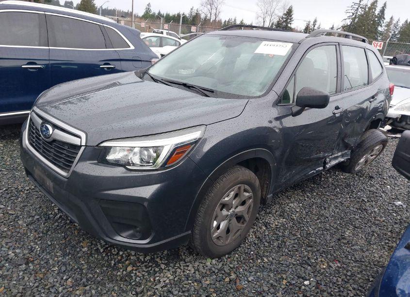 Photo 2 of 2020 Subaru Forester (VIN JF2SKADC6LH538769)