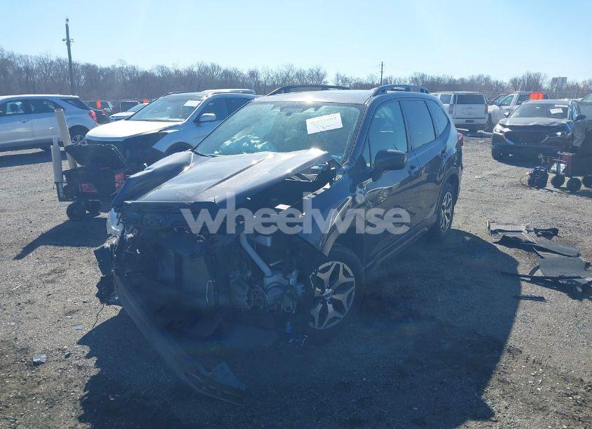 Photo 2 of 2022 Subaru Forester PREMIUM (VIN JF2SKADC6NH400961)