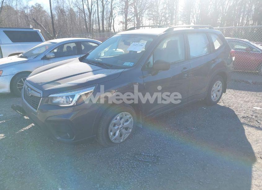Photo 2 of 2020 Subaru Forester (VIN JF2SKADC7LH440558)