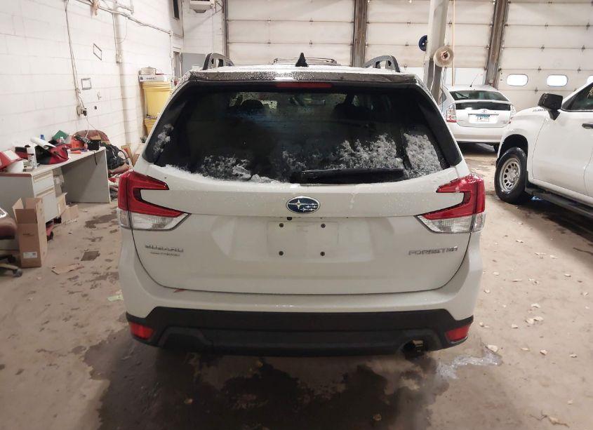 Photo 16 of 2024 Subaru Forester PREMIUM (VIN JF2SKADC7RH508849)