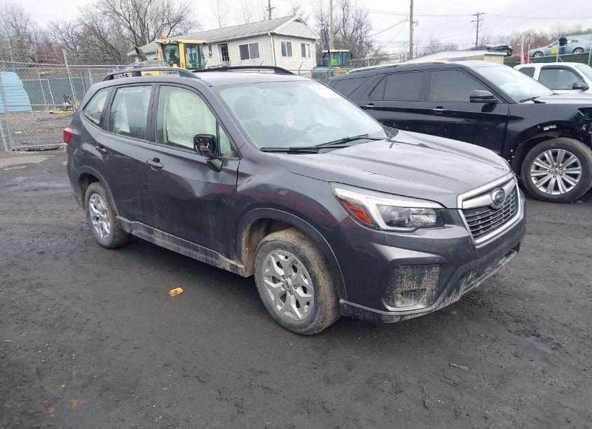2021 Subaru Forester (VIN JF2SKADC8MH418392) main photo
