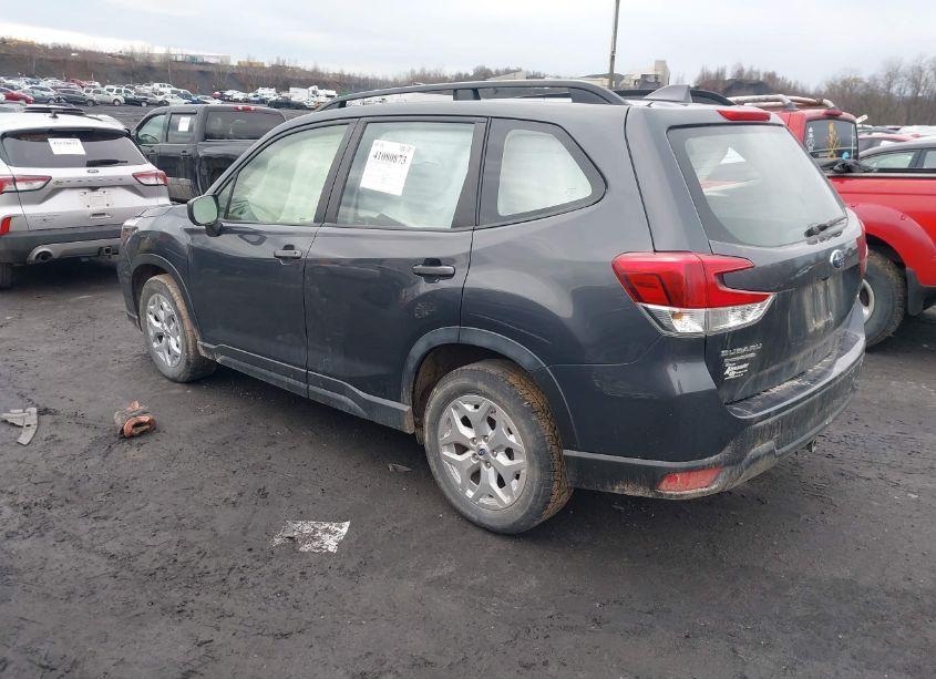 Photo 3 of 2021 Subaru Forester (VIN JF2SKADC8MH418392)