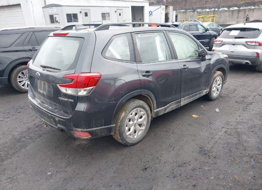 Photo 4 of 2021 Subaru Forester (VIN JF2SKADC8MH418392)