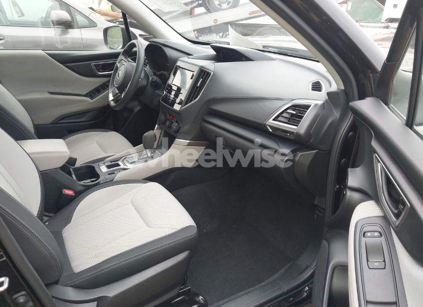 Photo 5 of 2021 Subaru Forester (VIN JF2SKADC9MH485969)