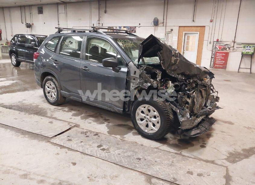 2021 Subaru Forester (VIN JF2SKADC9MH582122) main photo