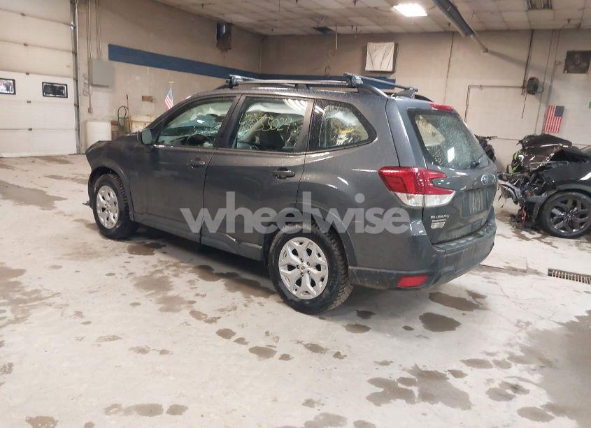 Photo 3 of 2021 Subaru Forester (VIN JF2SKADC9MH582122)