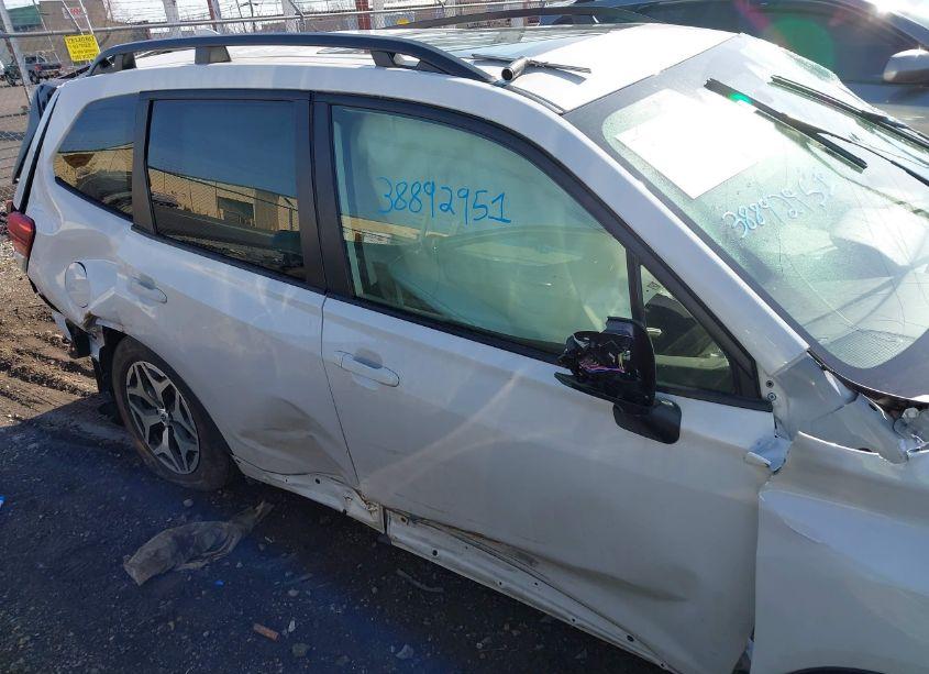 Photo 13 of 2022 Subaru Forester PREMIUM (VIN JF2SKADC9NH447319)