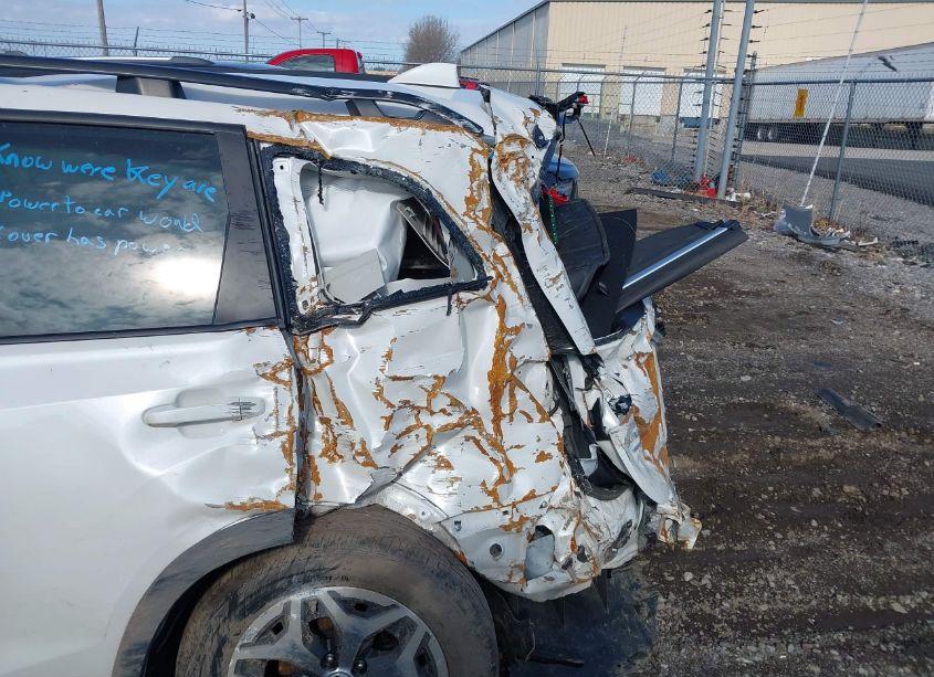 Photo 6 of 2022 Subaru Forester PREMIUM (VIN JF2SKADC9NH447319)