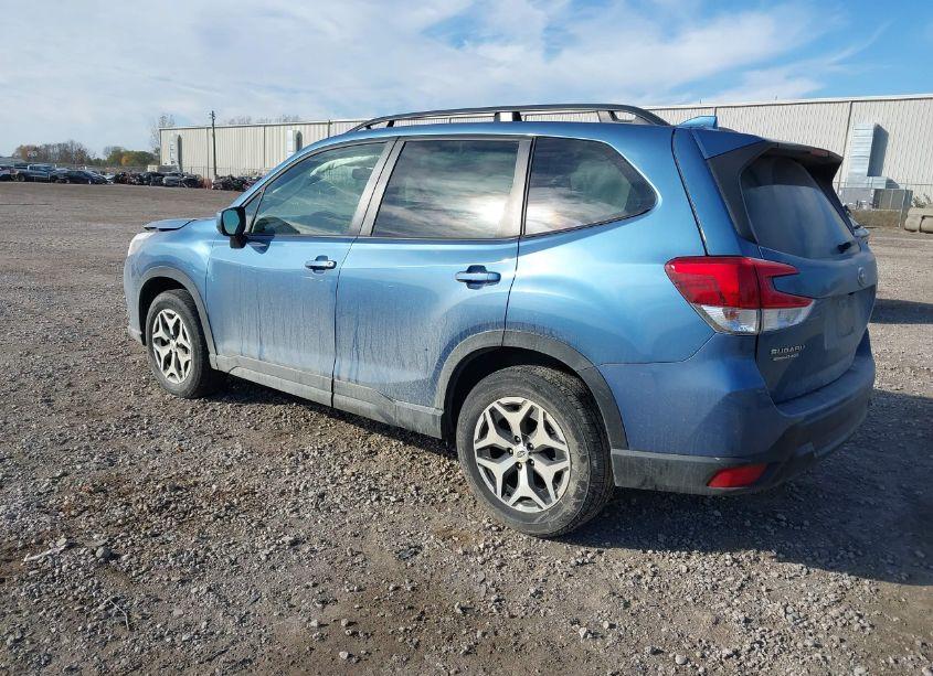 Photo 3 of 2022 Subaru Forester PREMIUM (VIN JF2SKADC9NH495192)