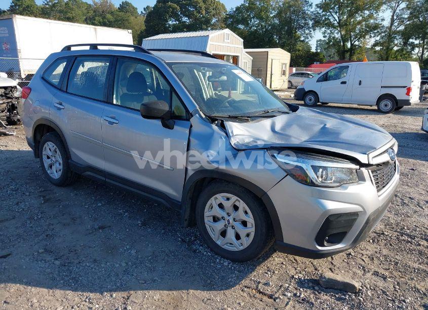 2020 Subaru Forester (VIN JF2SKADCXLH475045) main photo