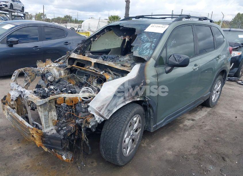 Photo 2 of 2021 Subaru Forester (VIN JF2SKADCXMH503539)