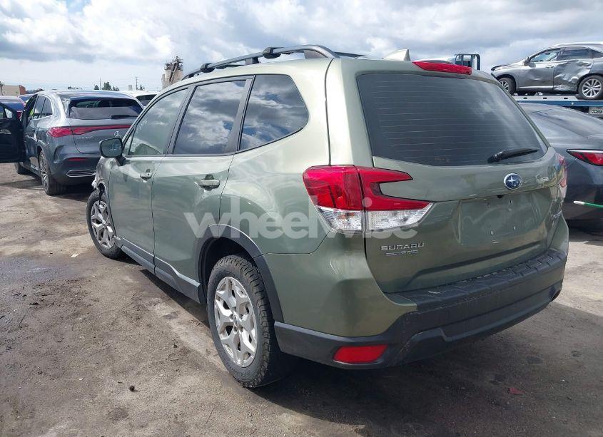 Photo 3 of 2021 Subaru Forester (VIN JF2SKADCXMH503539)