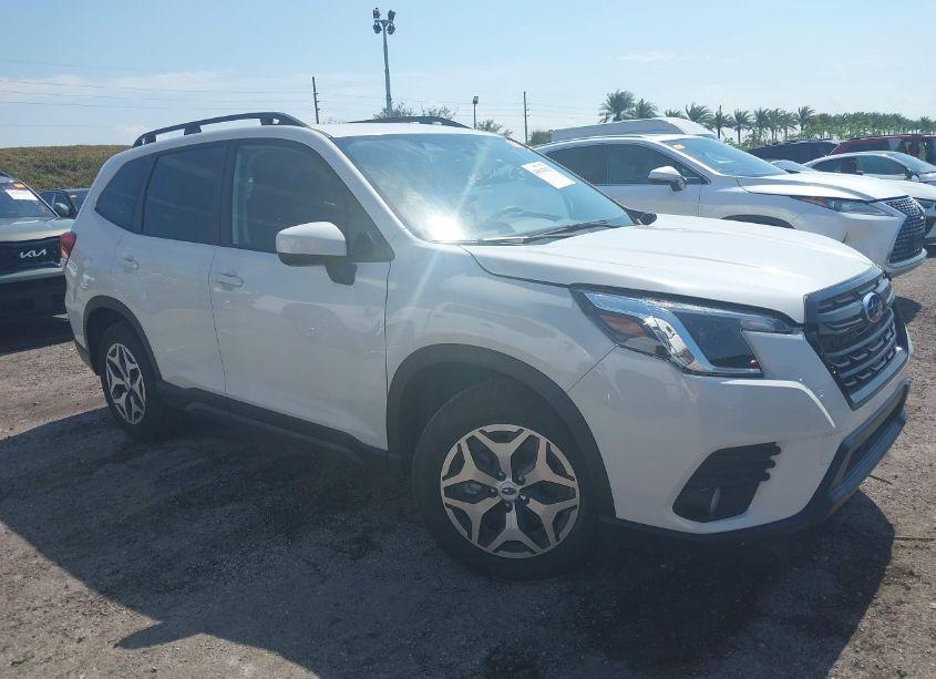 2023 Subaru Forester PREMIUM (VIN JF2SKADCXPH509880) main photo
