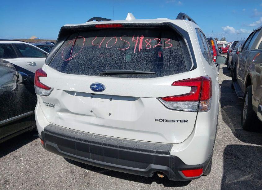 Photo 15 of 2023 Subaru Forester PREMIUM (VIN JF2SKADCXPH509880)