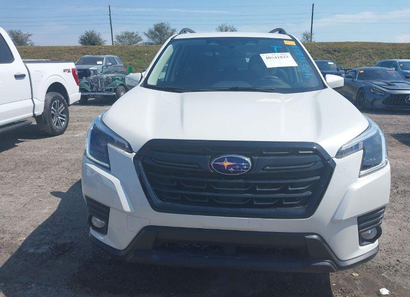 Photo 6 of 2023 Subaru Forester PREMIUM (VIN JF2SKADCXPH509880)