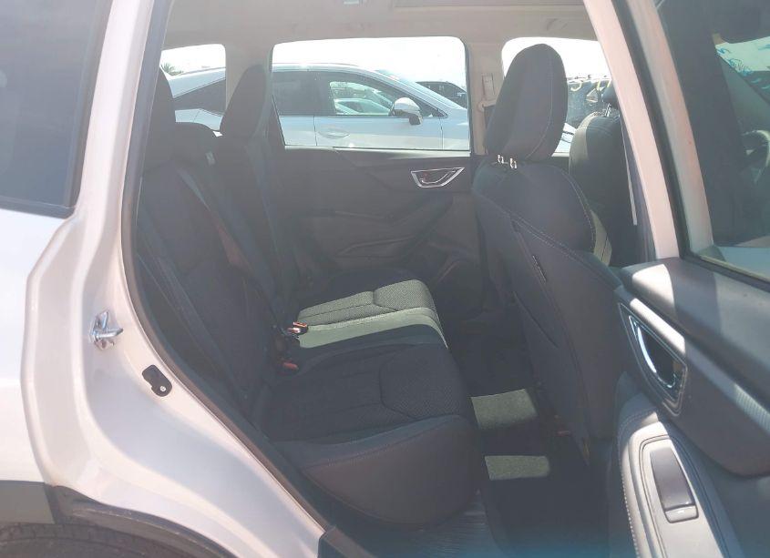 Photo 8 of 2023 Subaru Forester PREMIUM (VIN JF2SKADCXPH509880)