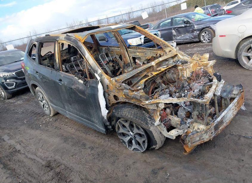 2019 Subaru Forester PREMIUM (VIN JF2SKAEC0KH545844) main photo