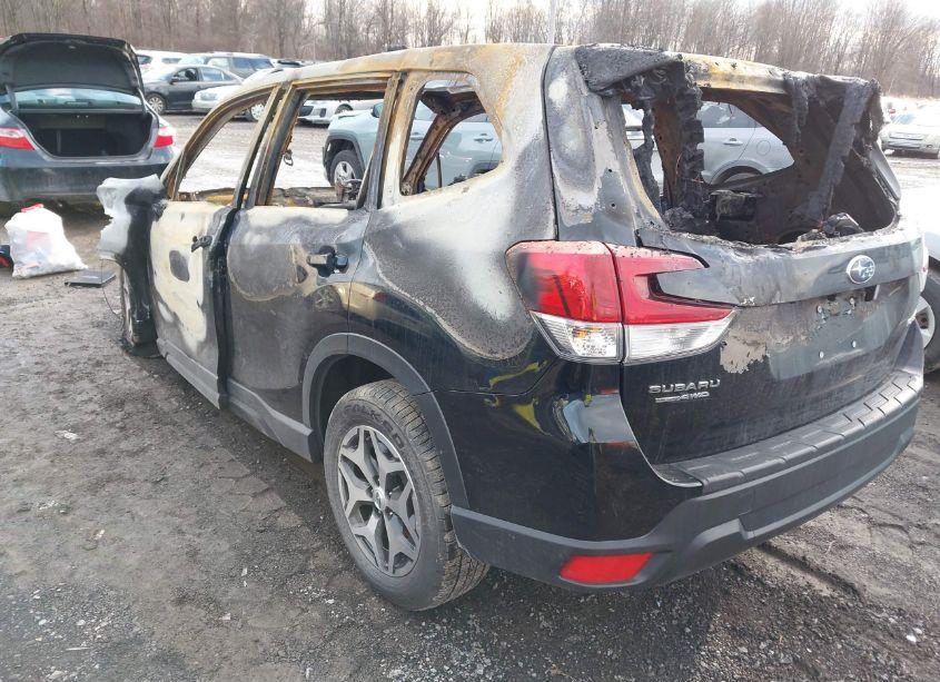 Photo 3 of 2019 Subaru Forester PREMIUM (VIN JF2SKAEC0KH545844)