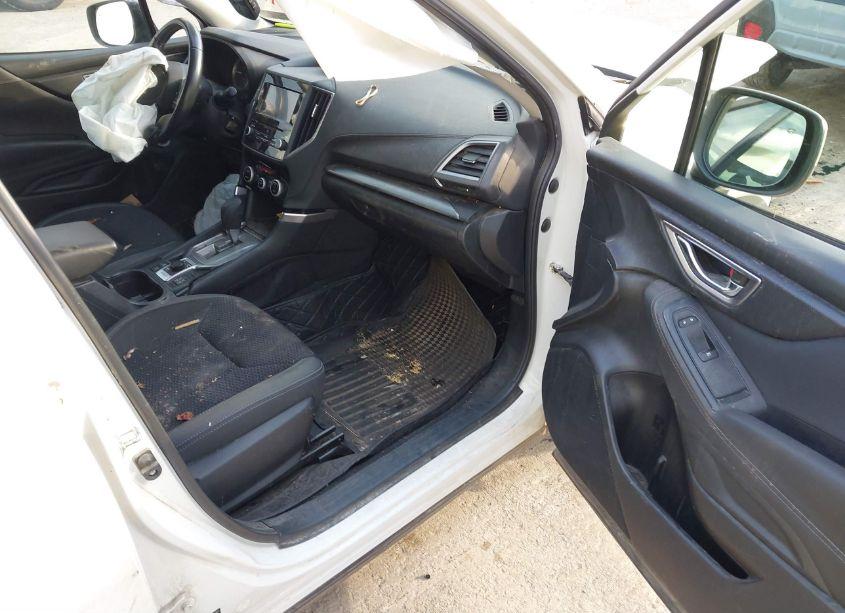 Photo 5 of 2022 Subaru Forester PREMIUM (VIN JF2SKAEC0NH483611)