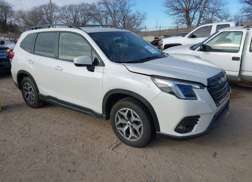2023 Subaru Forester PREMIUM (VIN JF2SKAEC0PH434573) main photo