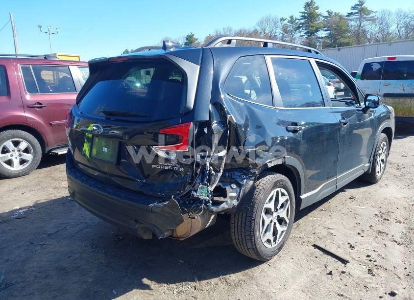 Photo 4 of 2022 Subaru Forester PREMIUM (VIN JF2SKAEC1NH508936)