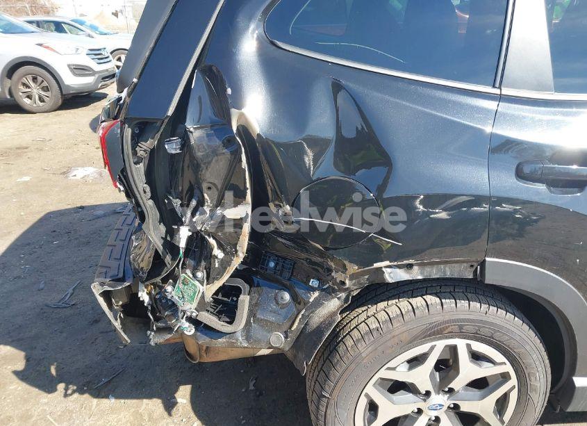 Photo 6 of 2022 Subaru Forester PREMIUM (VIN JF2SKAEC1NH508936)