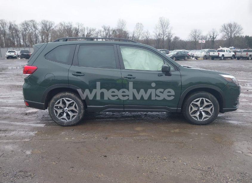 Photo 13 of 2023 Subaru Forester PREMIUM (VIN JF2SKAEC1PH449938)