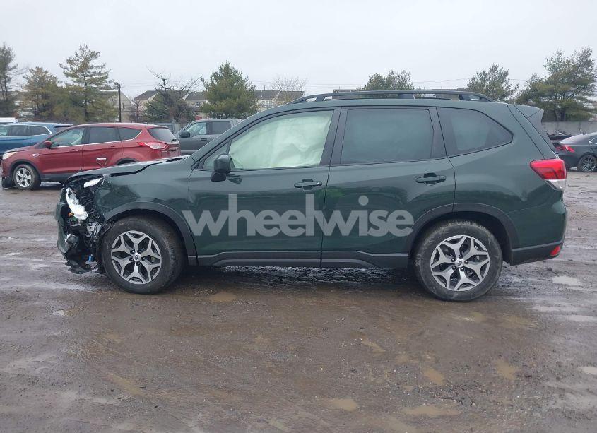 Photo 14 of 2023 Subaru Forester PREMIUM (VIN JF2SKAEC1PH449938)
