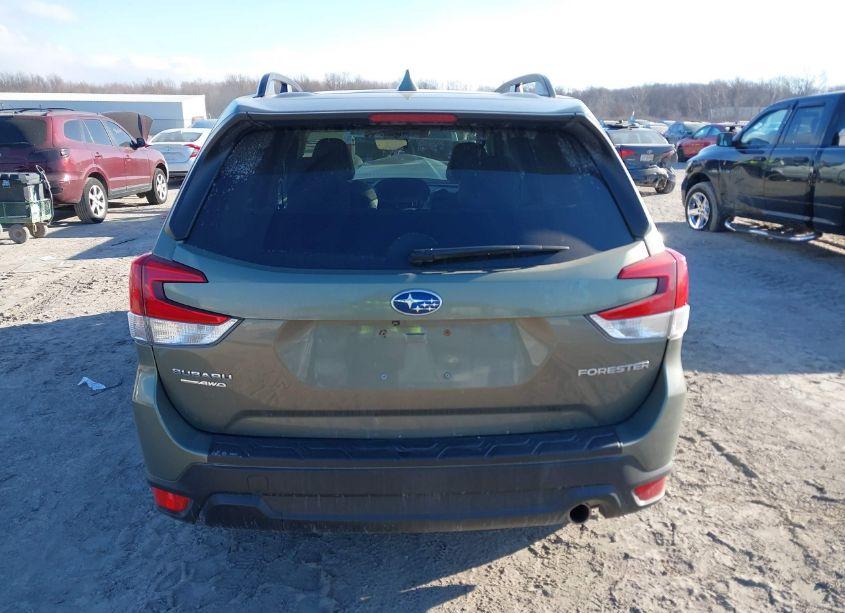 Photo 16 of 2019 Subaru Forester PREMIUM (VIN JF2SKAEC2KH455790)