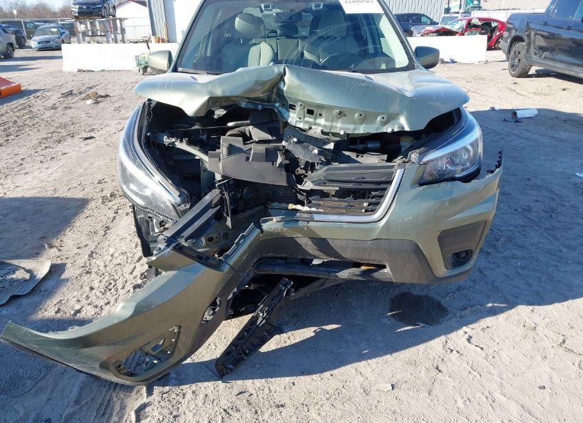 Photo 6 of 2019 Subaru Forester PREMIUM (VIN JF2SKAEC2KH455790)