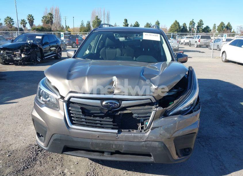 Photo 12 of 2019 Subaru Forester PREMIUM (VIN JF2SKAEC2KH457846)