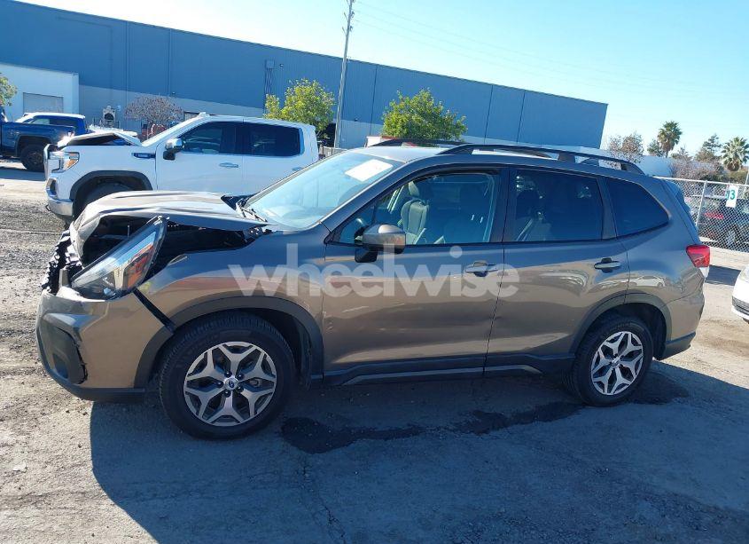 Photo 14 of 2019 Subaru Forester PREMIUM (VIN JF2SKAEC2KH457846)
