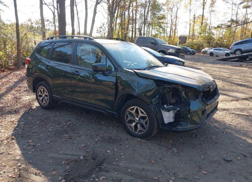 2023 Subaru Forester PREMIUM (VIN JF2SKAEC2PH508589) main photo