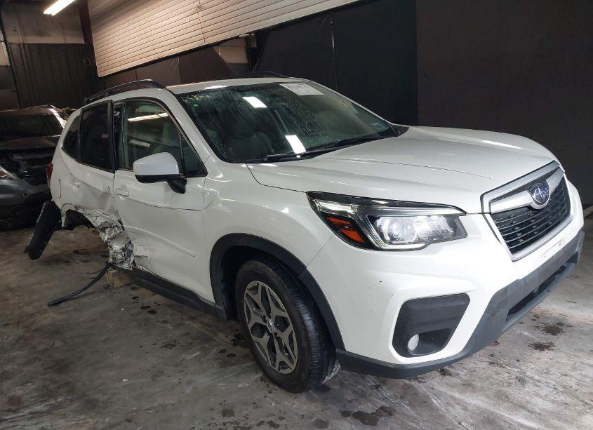 2019 Subaru Forester PREMIUM (VIN JF2SKAEC3KH489530) main photo