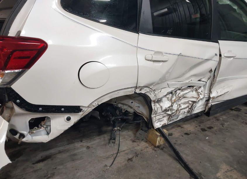 Photo 6 of 2019 Subaru Forester PREMIUM (VIN JF2SKAEC3KH489530)