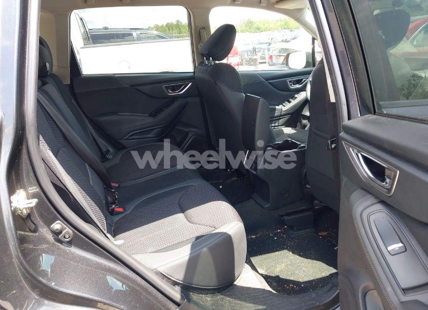 Photo 8 of 2019 Subaru Forester PREMIUM (VIN JF2SKAEC3KH544056)