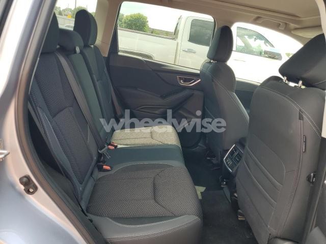 Photo 3 of 2022 SUBARU FORESTER PREMIUM N/A (VIN JF2SKAEC6NH511900)
