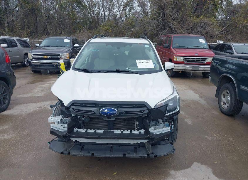 Photo 12 of 2022 Subaru Forester PREMIUM (VIN JF2SKAEC7NH460505)