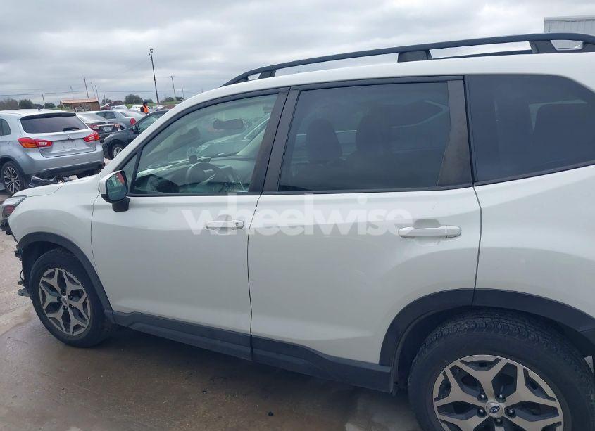 Photo 14 of 2022 Subaru Forester PREMIUM (VIN JF2SKAEC7NH460505)