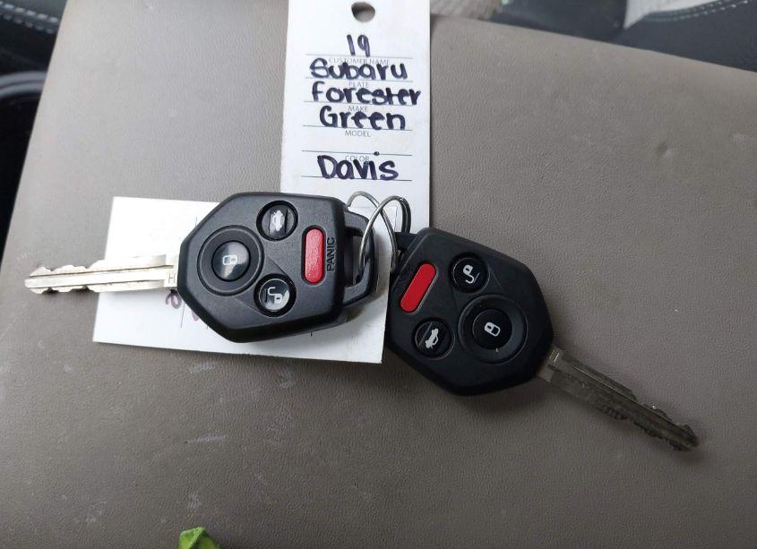 Photo 11 of 2019 Subaru Forester PREMIUM (VIN JF2SKAEC8KH460895)