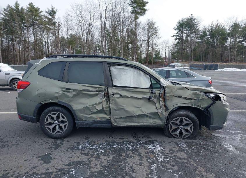 Photo 14 of 2019 Subaru Forester PREMIUM (VIN JF2SKAEC8KH460895)