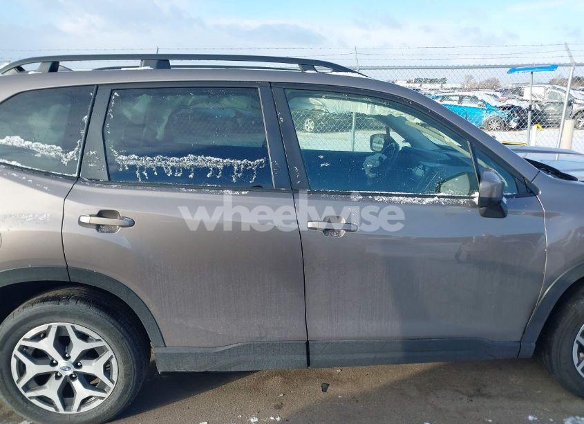Photo 13 of 2022 Subaru Forester PREMIUM (VIN JF2SKAEC8NH434074)