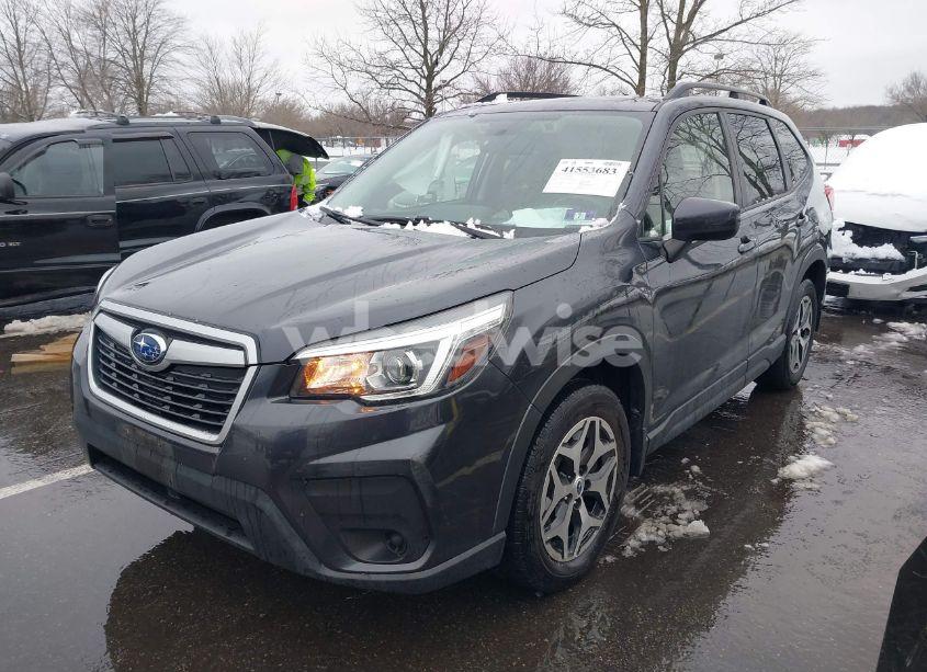 Photo 2 of 2019 Subaru Forester PREMIUM (VIN JF2SKAEC9KH507058)