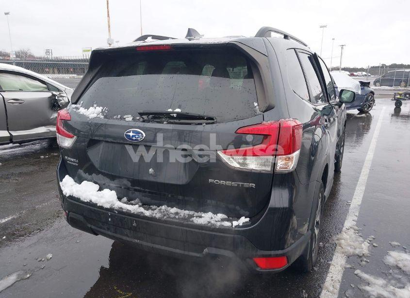 Photo 4 of 2019 Subaru Forester PREMIUM (VIN JF2SKAEC9KH507058)
