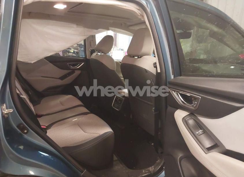 Photo 8 of 2019 Subaru Forester PREMIUM (VIN JF2SKAECXKH474474)