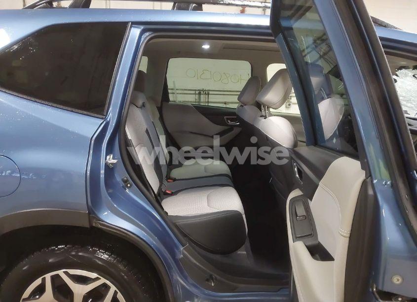 Photo 8 of 2022 Subaru Forester PREMIUM (VIN JF2SKAECXNH516825)