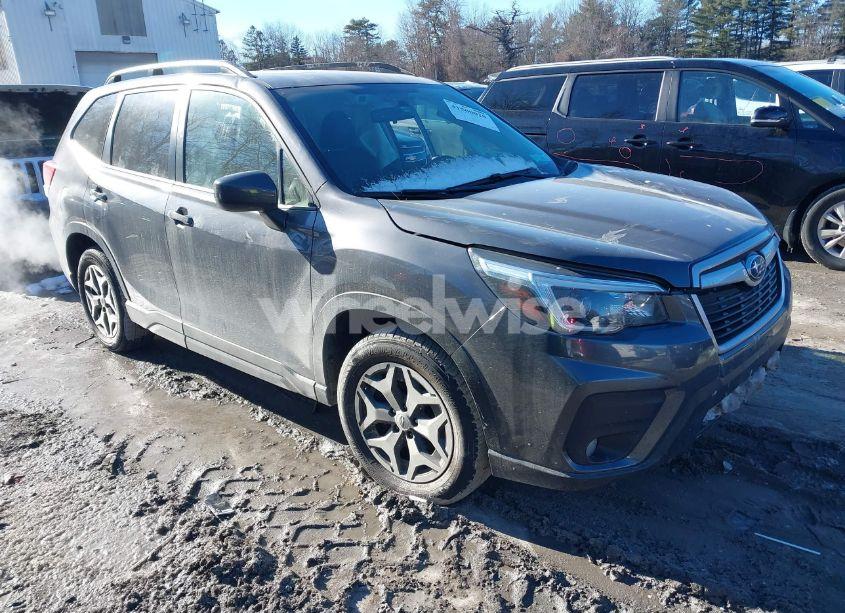 2021 Subaru Forester PREMIUM (VIN JF2SKAFC1MH493688) main photo
