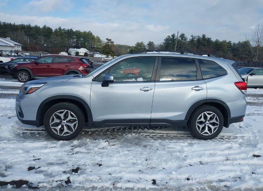 Photo 14 of 2021 Subaru Forester PREMIUM (VIN JF2SKAFC1MH523093)